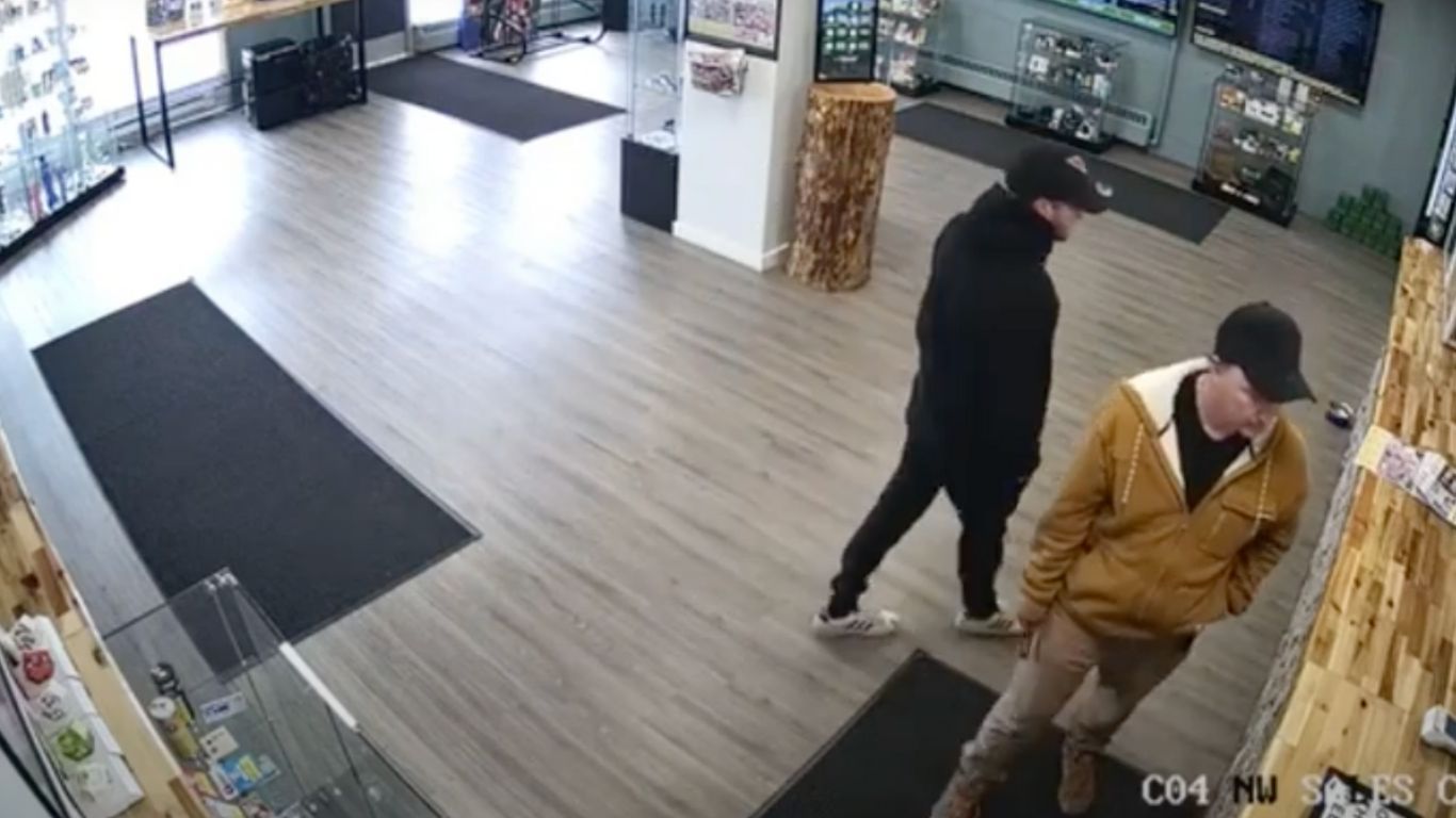 Police in Edmonton searching for two suspects in cannabis store robbery
