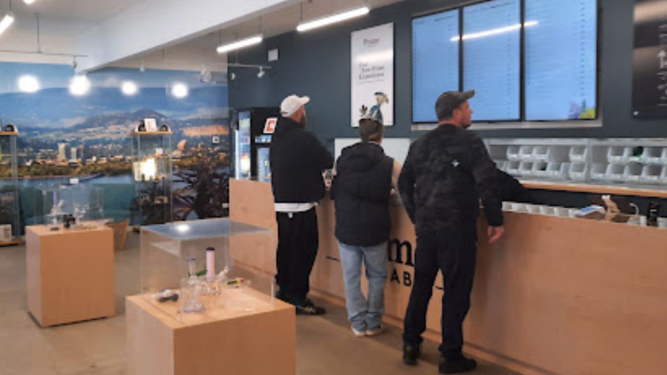 Kelowna cannabis store takes one week suspension for failure to ID minor
