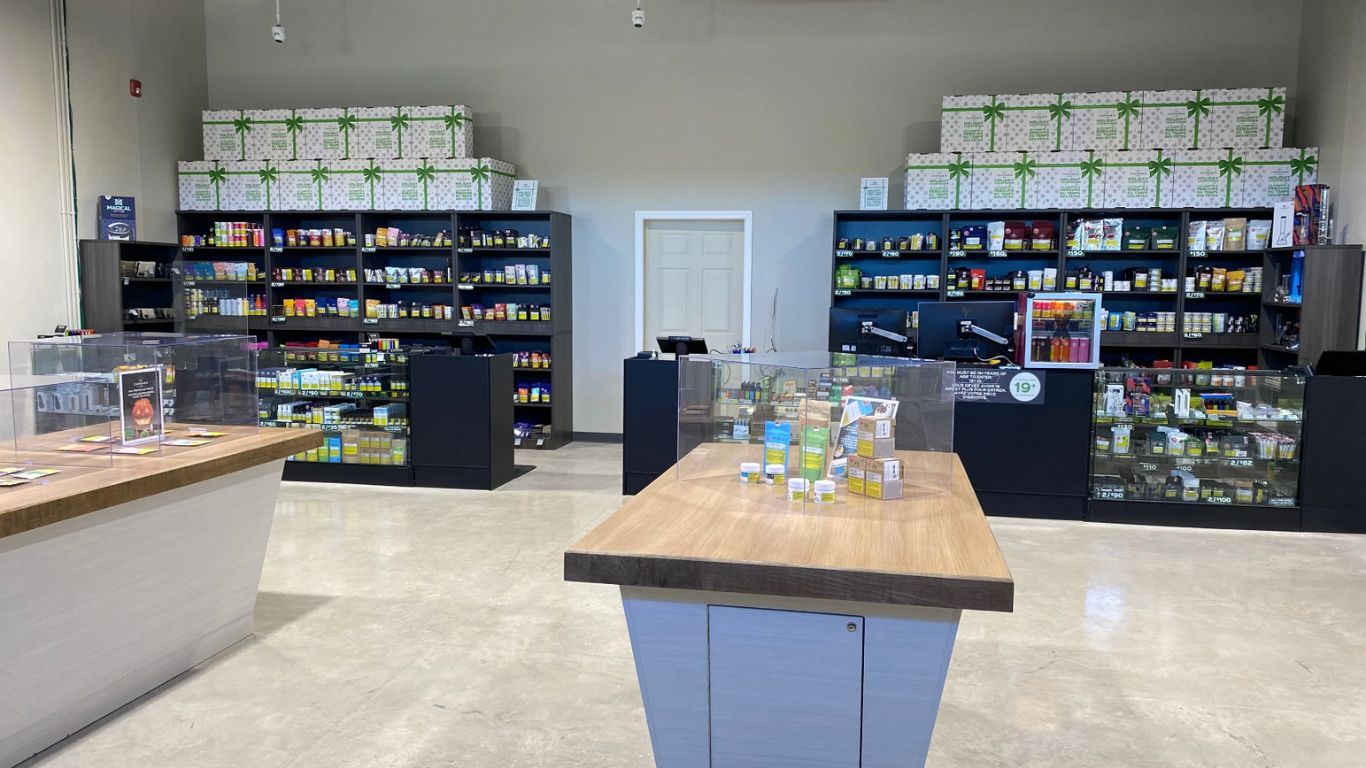 Cannabis NB adds new locations, province moves to next stage of private store licensing