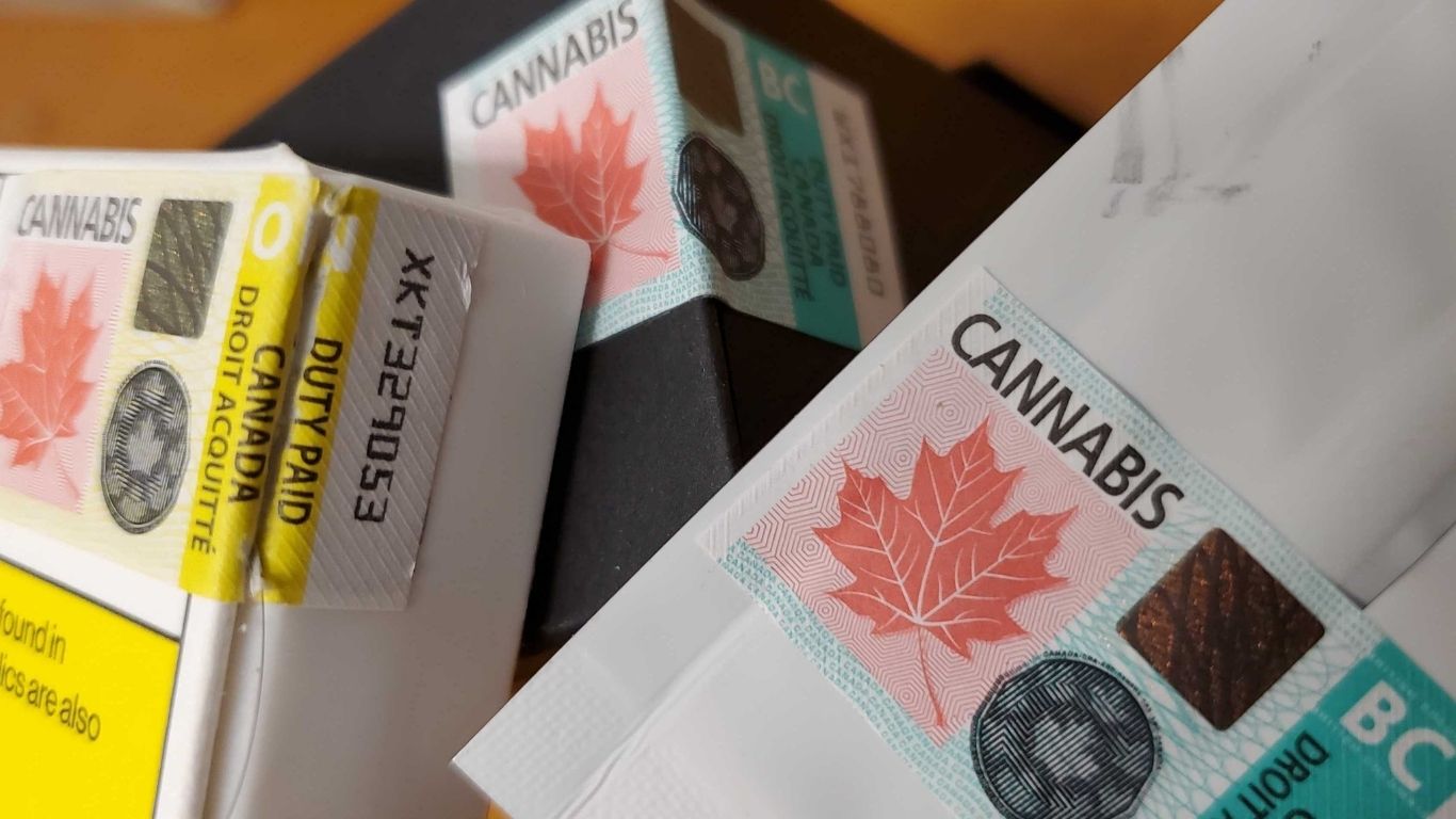 Cannabis industry in an “emergency crisis”, asks for moratorium on 2.3% annual regulatory fee